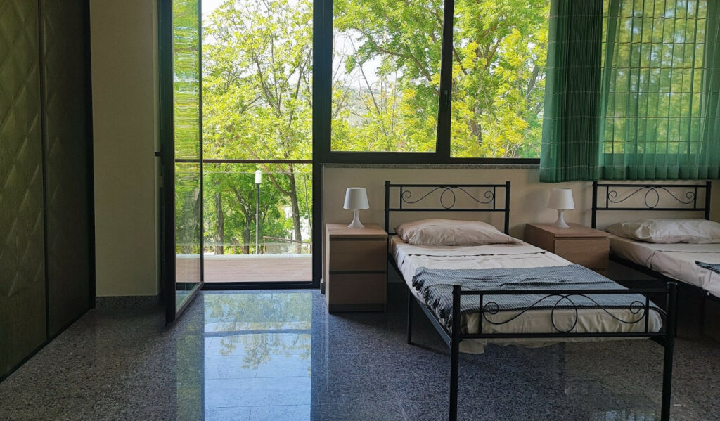 Residenza per anziani San Biagio - Vacri - CHIETI - Provincia di CHIETI - ABRUZZO. Interno di una camera degli ospiti.